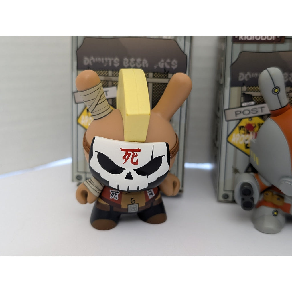Kidrobot Post-Apocalypse  Dunny Collection - Huck Gee Mecha & Skull Designs