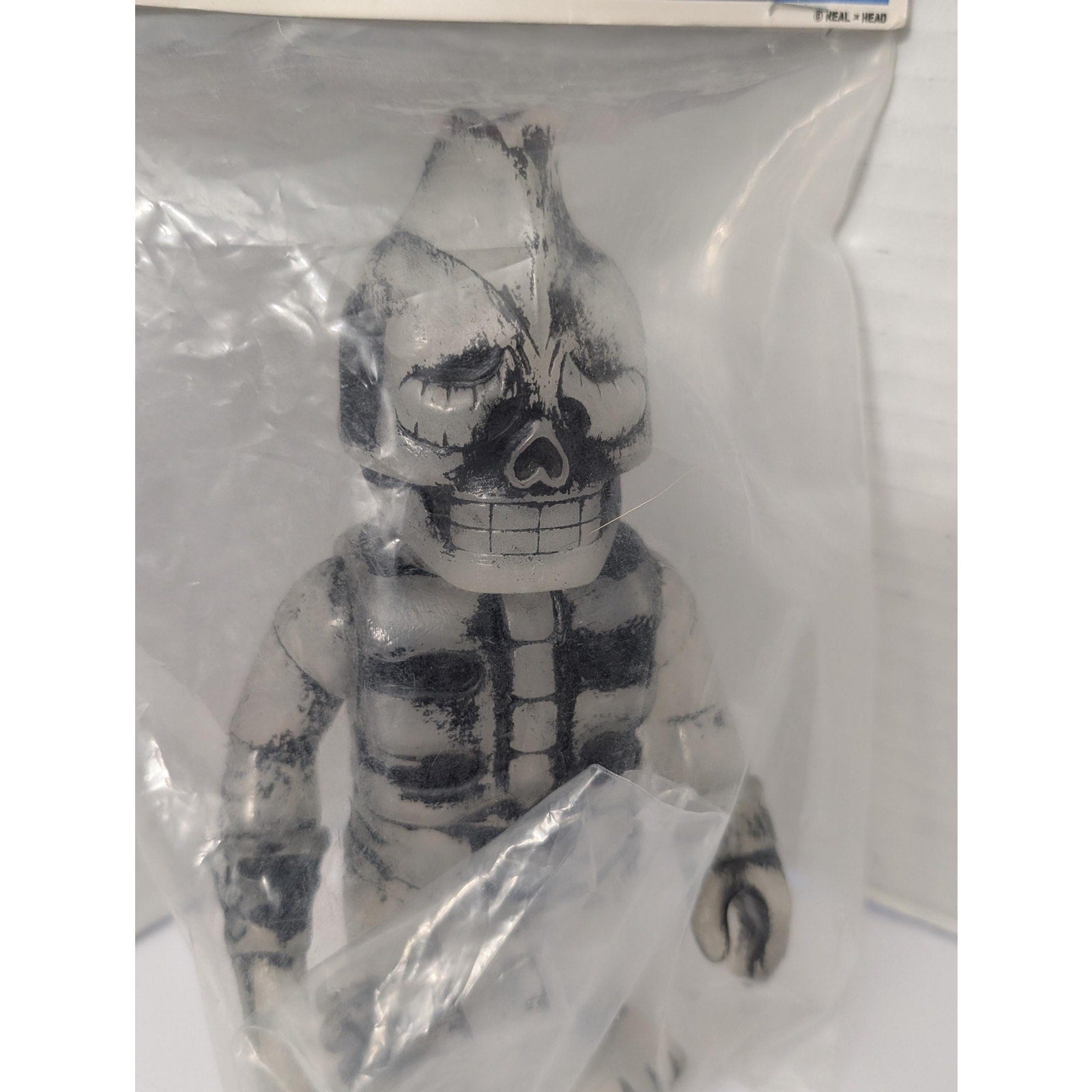 Real Head Honeborg White Mutant Chaosman Series Sofubi Vinyl Japan Figure