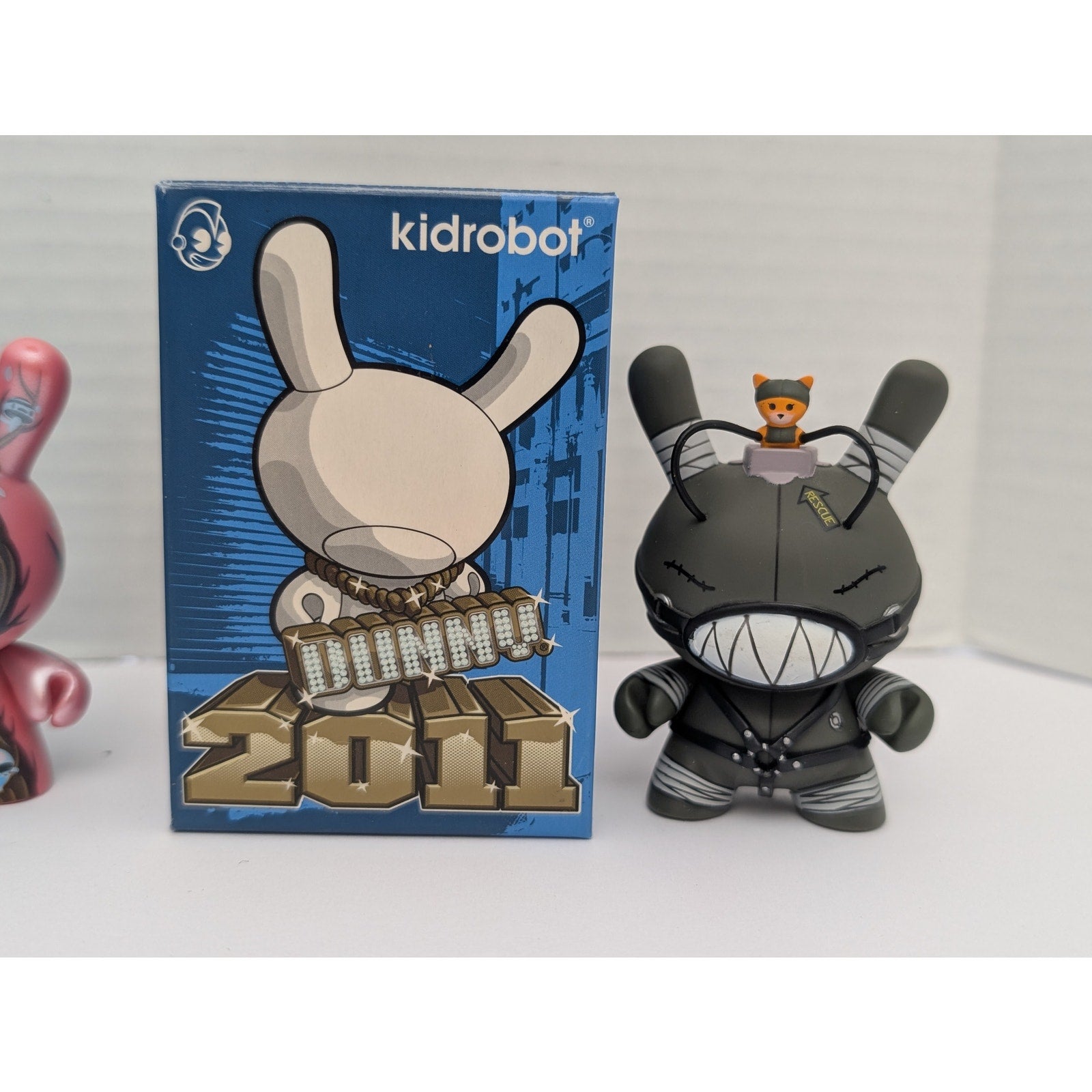 Kidrobot Dunny Series 2011 Vinyl Mini Figure Lot 64 Colors DrilOne Huck Gee