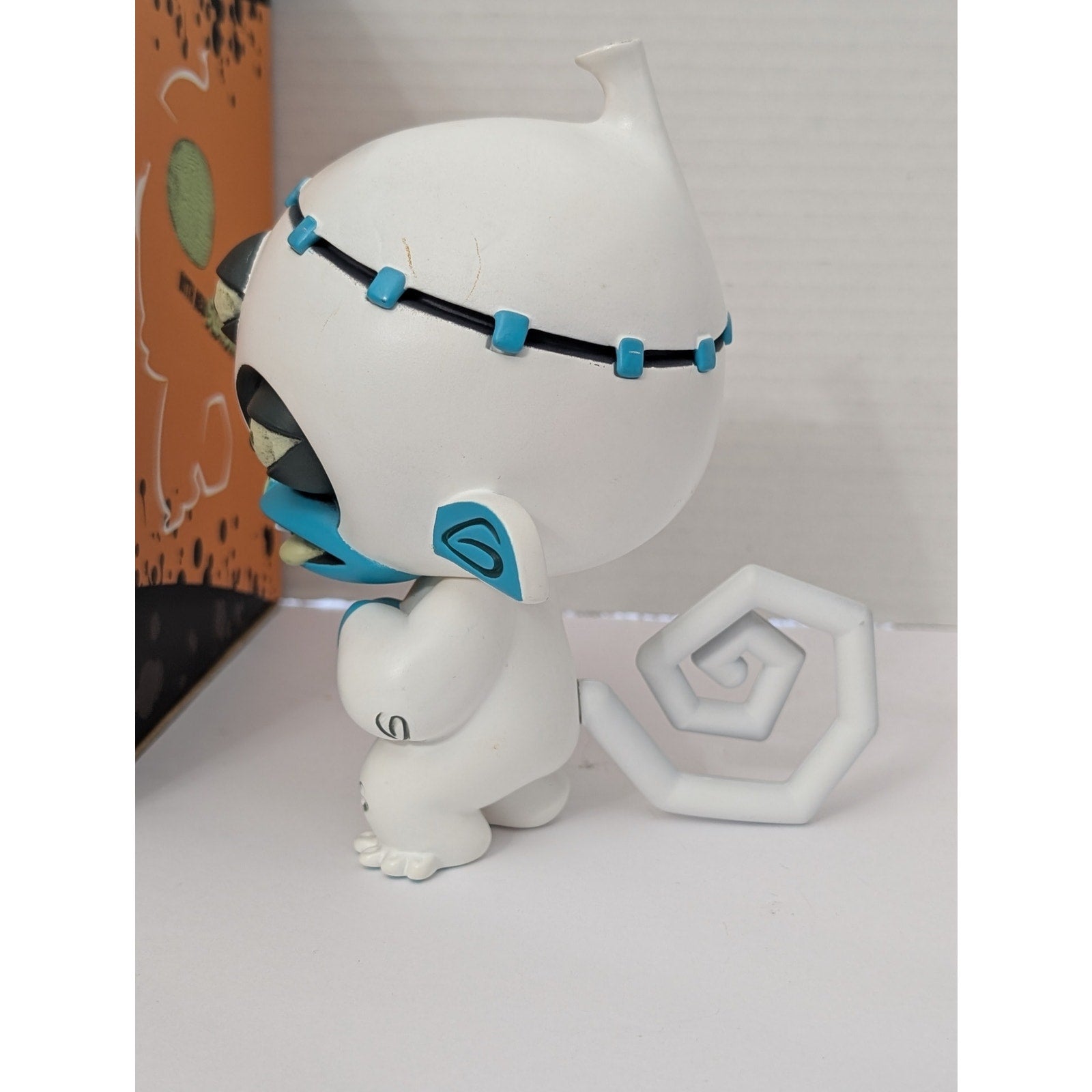 Atomic Monkey 2010 FrankenMonkey White & Blue Vinyl Figure Roberto Jauregui