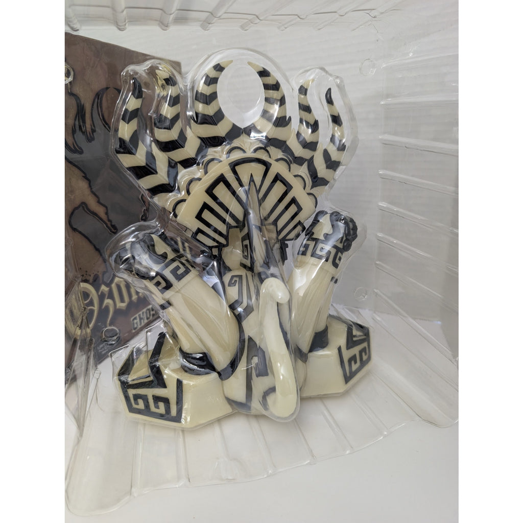 Jesse Hernandez Ozomahtli The Aztec Monkey Ghost Edition Glow in the Dark Vinyl Figure