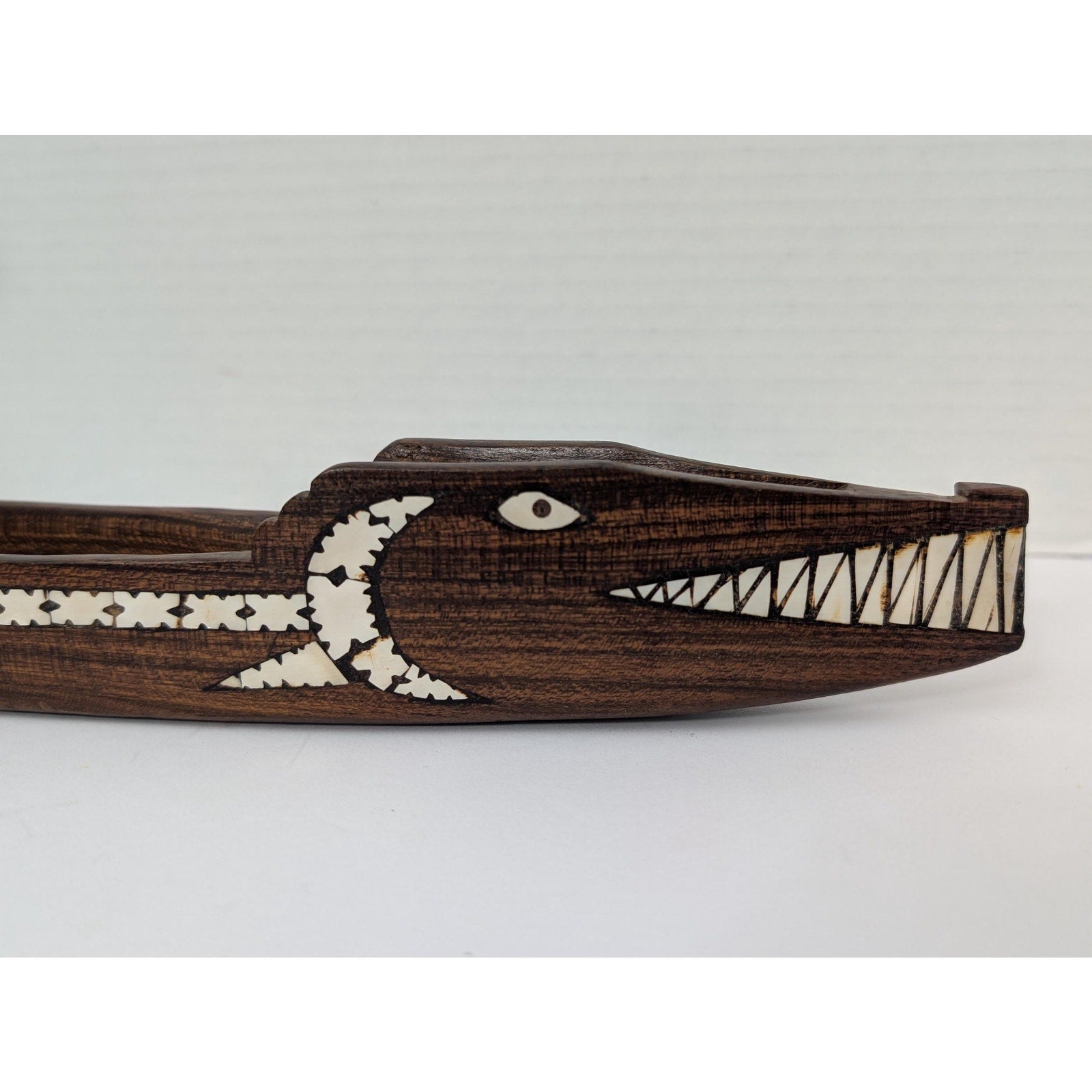 Hand-Carved Solomon Islands Tribal Spirit Boat Rosewood with Shell Inlay Crocodile/Sea Spirit Motif