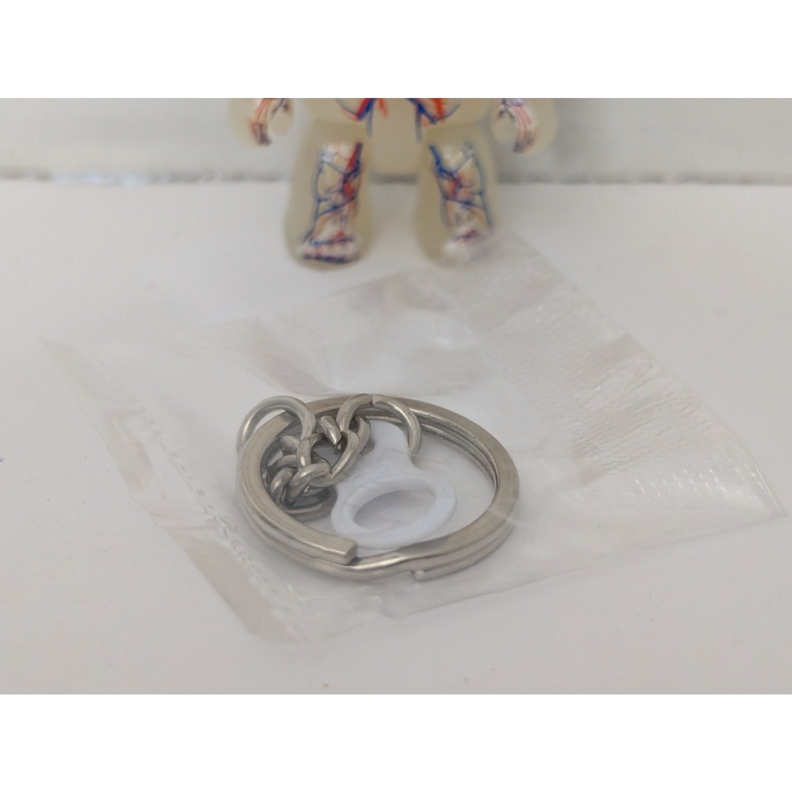 Skelanimals Qee 2.5" Visible Chung Kee GID Edition Vinyl Figure Toy2R Boxed
