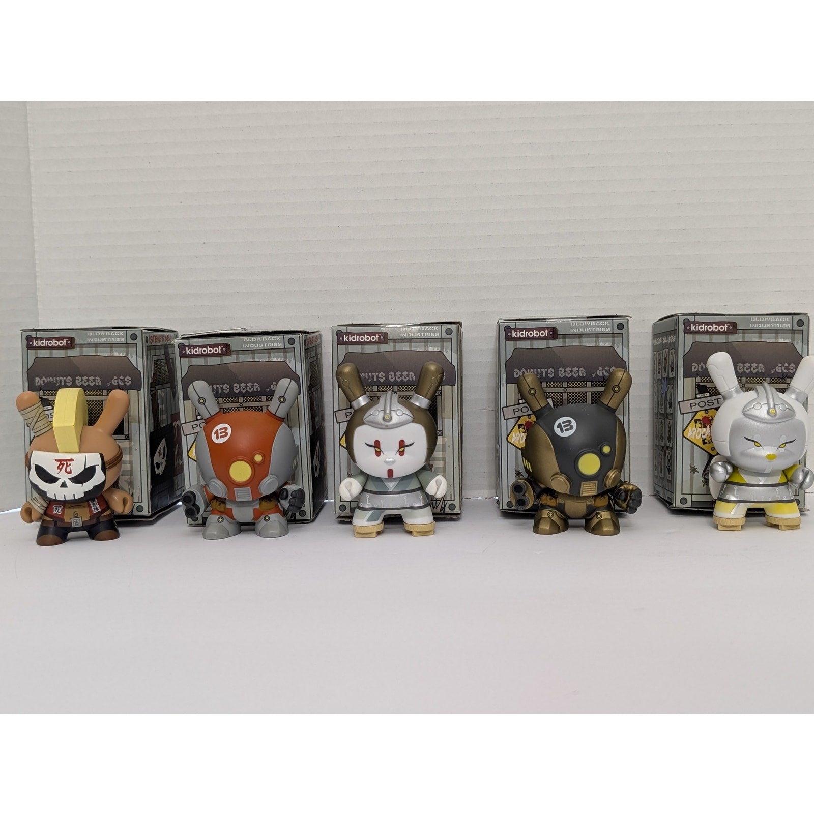 Kidrobot Post-Apocalypse  Dunny Collection - Huck Gee Mecha & Skull Designs