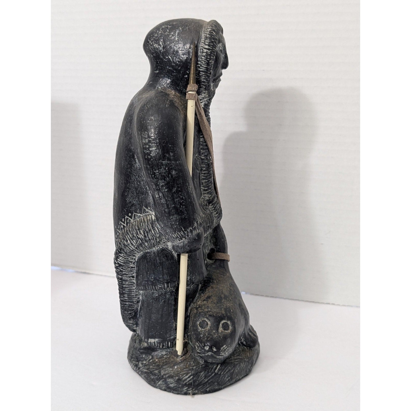 A Wolf Original Inuit Hunter Seal Figurine Sculpture Canada Wolf Sculptures Art
