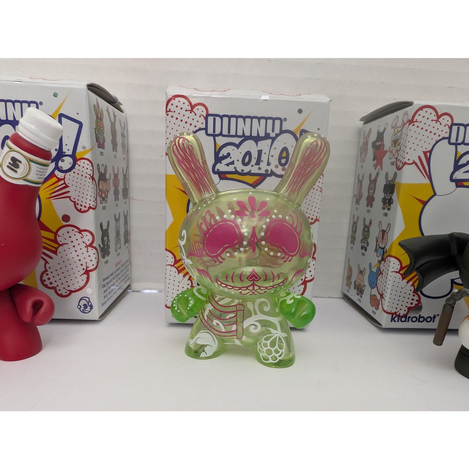 Kidrobot Dunny 2010 5 Sket One, Shawnimal, Jesse Hernandez, Michelle Valigura, Tado