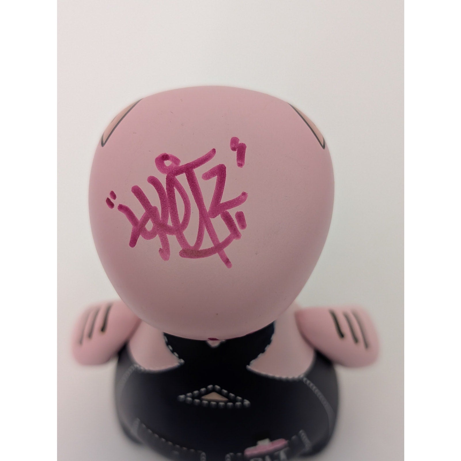 Sket One Bic Buddy Series 1 BLT Pig Vinyl Figure Hand Signed 2009 Rare