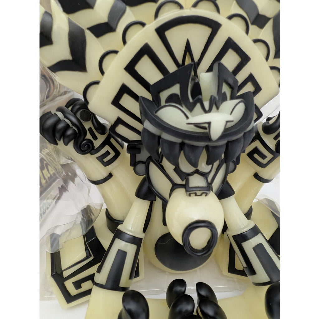 Jesse Hernandez Ozomahtli The Aztec Monkey Ghost Edition Glow in the Dark Vinyl Figure