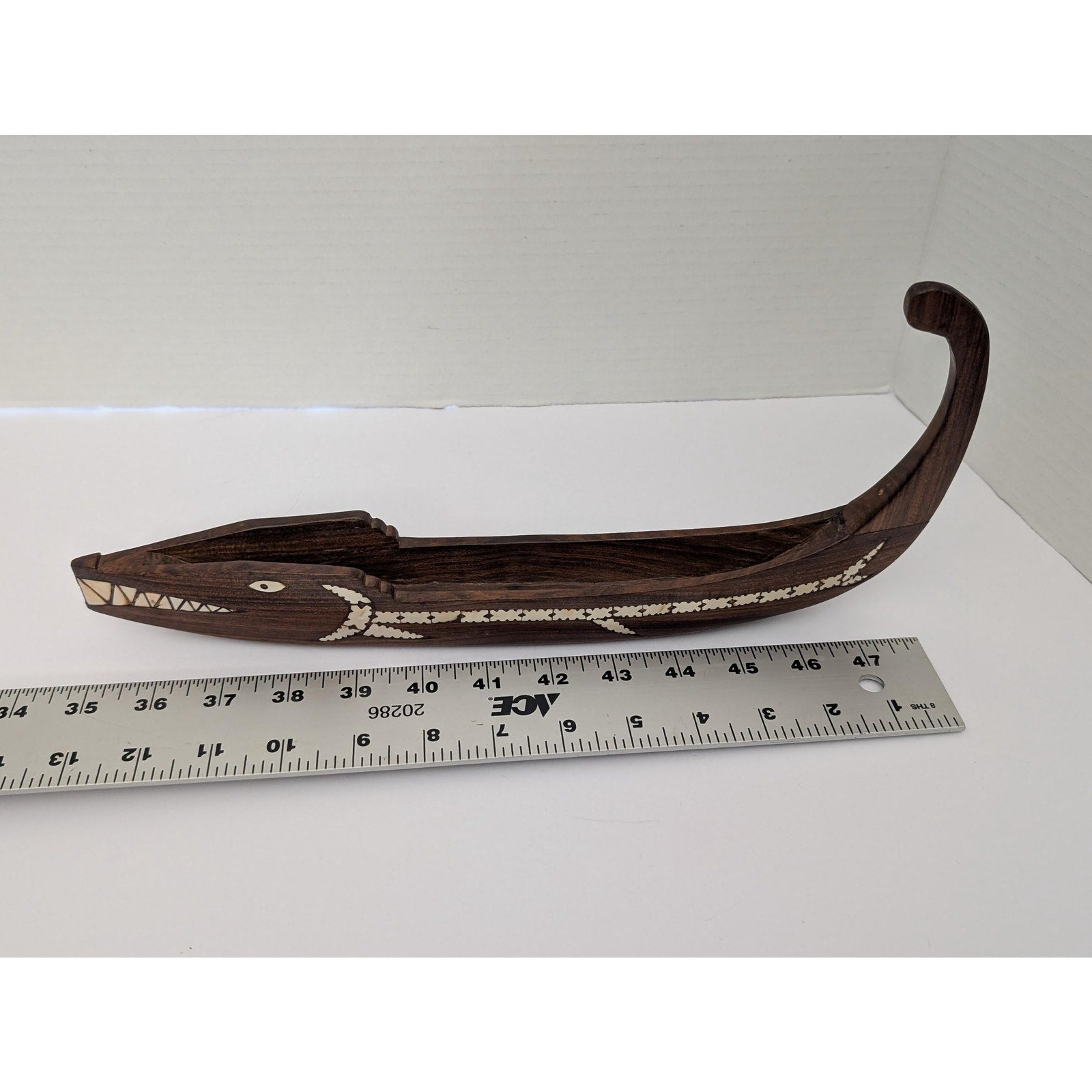 Hand-Carved Solomon Islands Tribal Spirit Boat Rosewood with Shell Inlay Crocodile/Sea Spirit Motif