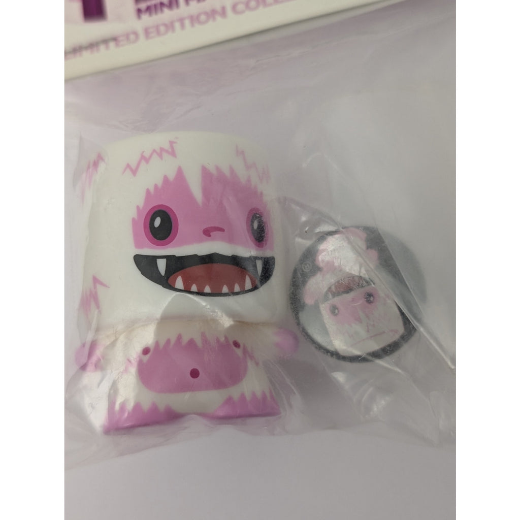 Love Yeti Mini Marshall 64 Colors Squibbles Ink Rotofugi Vinyl Figure Signed new