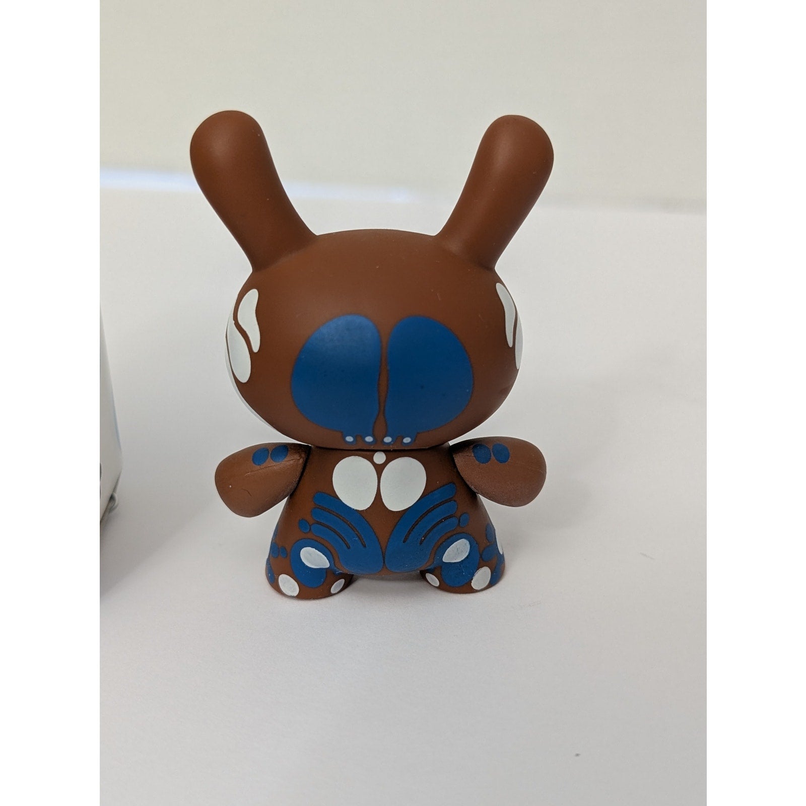 Kidrobot Colette Dunny Series Genevieve Gauckler Brown Vinyl Figure 2007