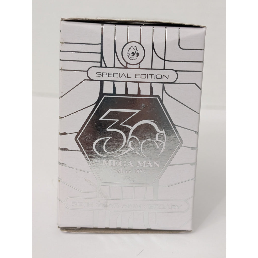 Kidrobot Mega Man 3" Chrome Edition 30th Anniversary NYCC 2018 Figure