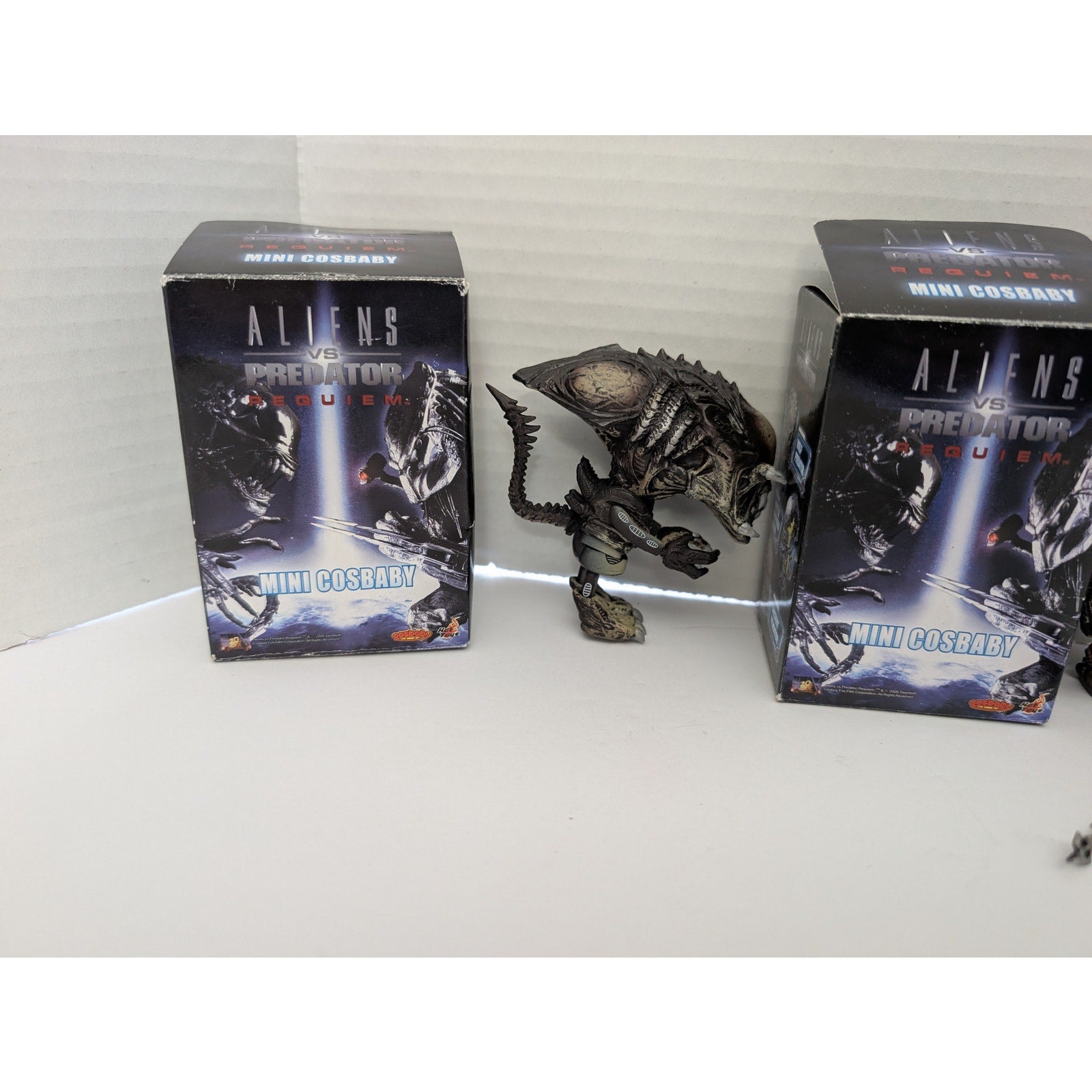 Hot Toys Aliens vs. Predator Requiem Mini Cosbaby Figure Lot 2008 Rare