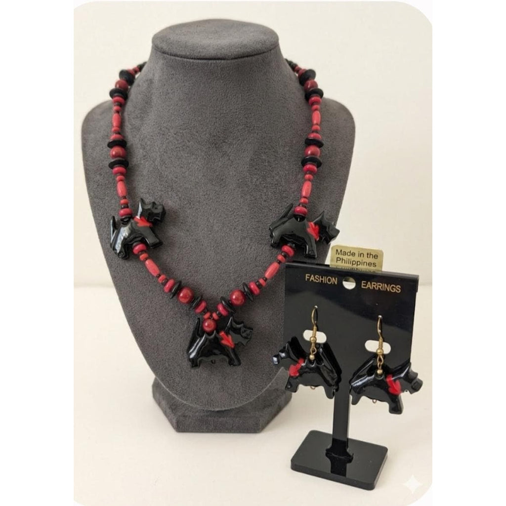 Vintage Scottie Dog Jewelry Set Black Red Wood Beaded Necklace and Matching Dangle Earrings