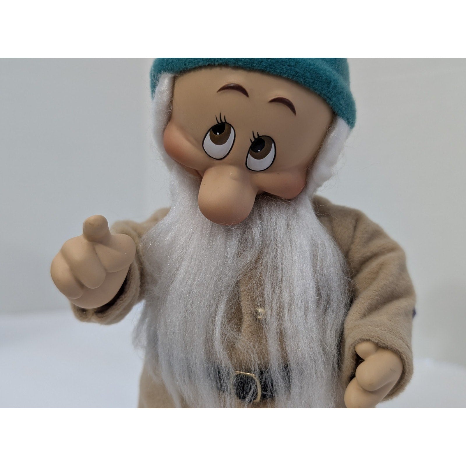 Ashton-Drake Snow White and the Seven Dwarfs "Bashful" Limited Edition Doll