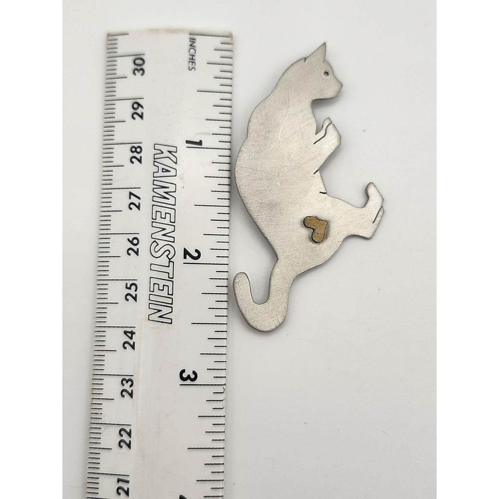 Vintage Mixed Metal Sitting Cat Brooch Pin Silver Tone Brass Heart Inset Lapel