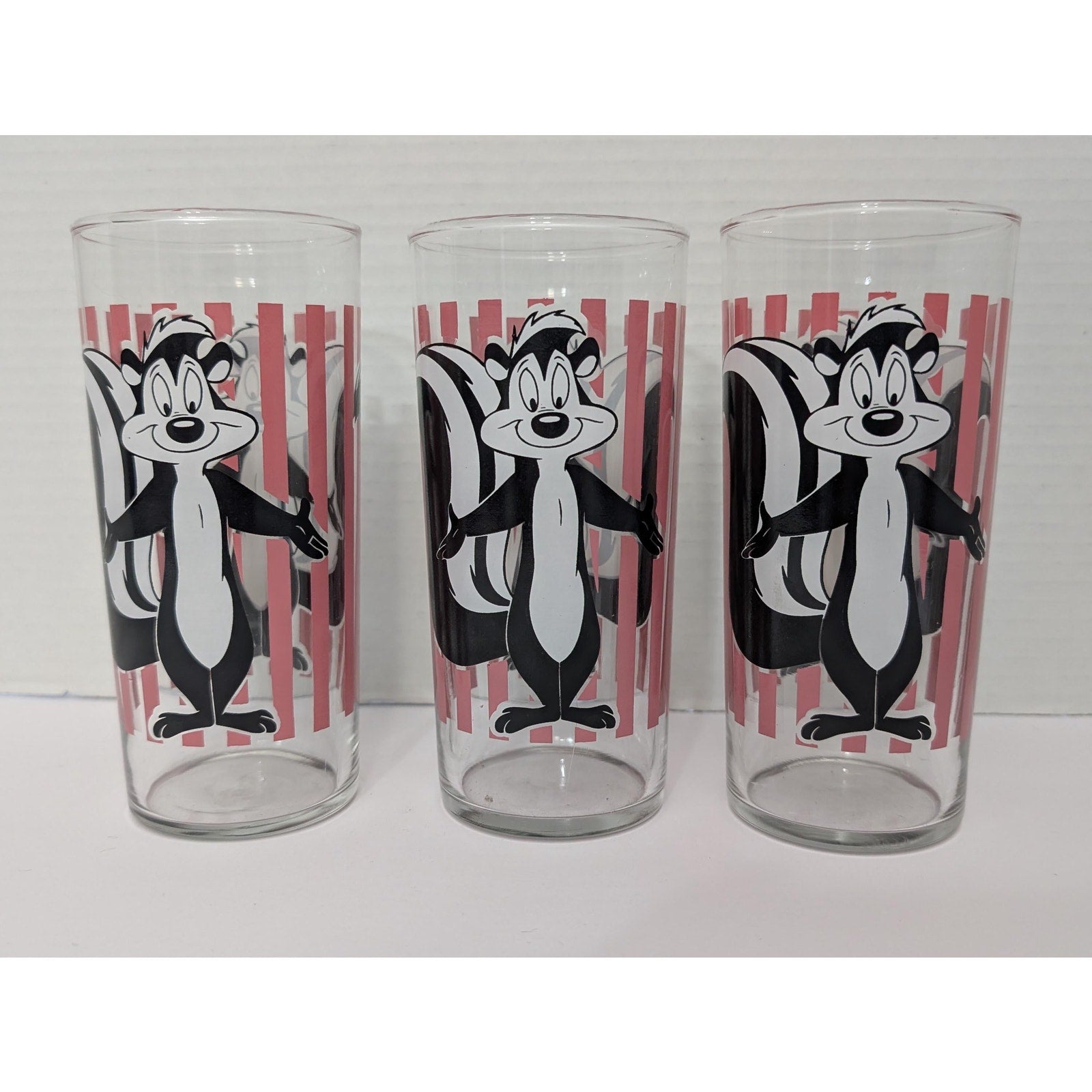 Set of 3 Vintage 1998 Pepe Le Pew Pink Stripe Glass Set Looney Tunes Warner Bros Collector Tumblers