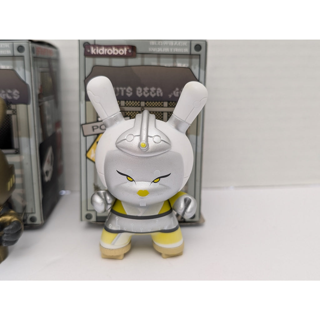 Kidrobot Post-Apocalypse  Dunny Collection - Huck Gee Mecha & Skull Designs