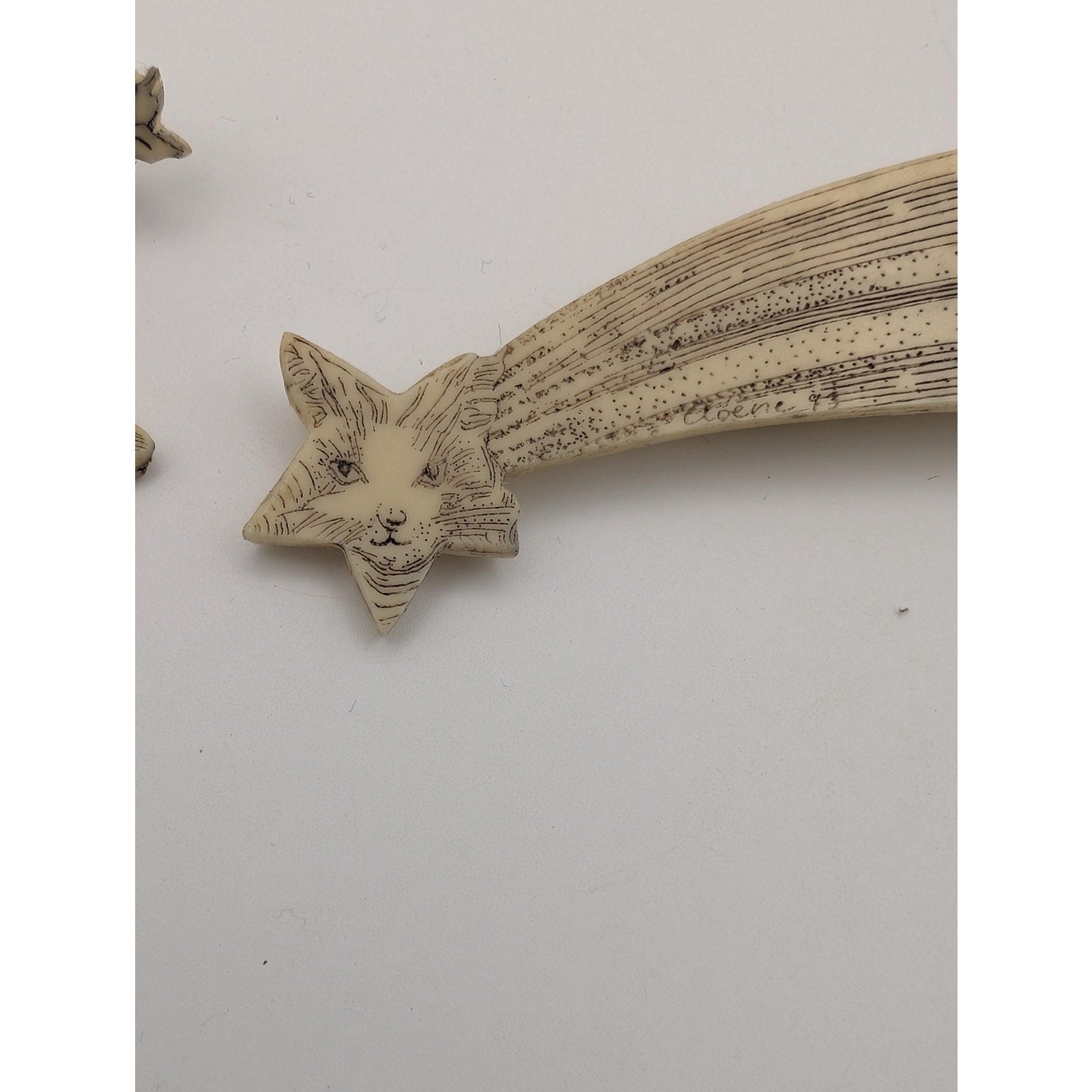 Vintage Cloene Signed Faux Scrimshaw Cat Star Brooch Pin Lot Celestial Feline Resin