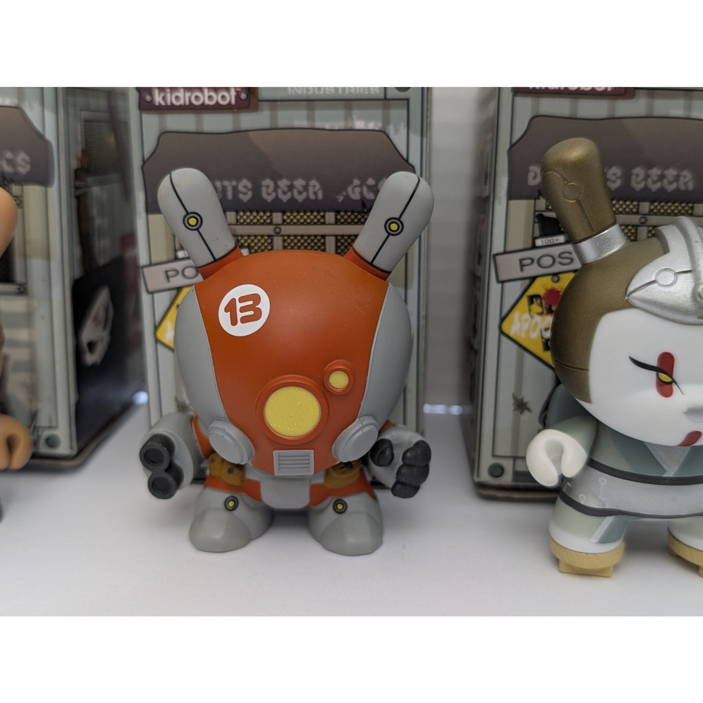 Kidrobot Post-Apocalypse  Dunny Collection - Huck Gee Mecha & Skull Designs