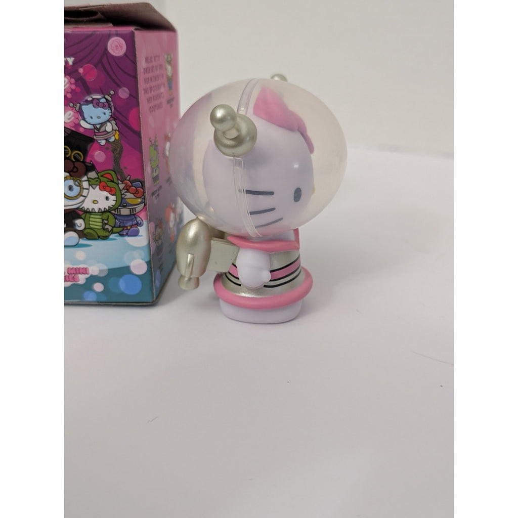 Kidrobot Hello Kitty Time to Shine Astronaut Vinyl Mini Figure Sanrio 2019