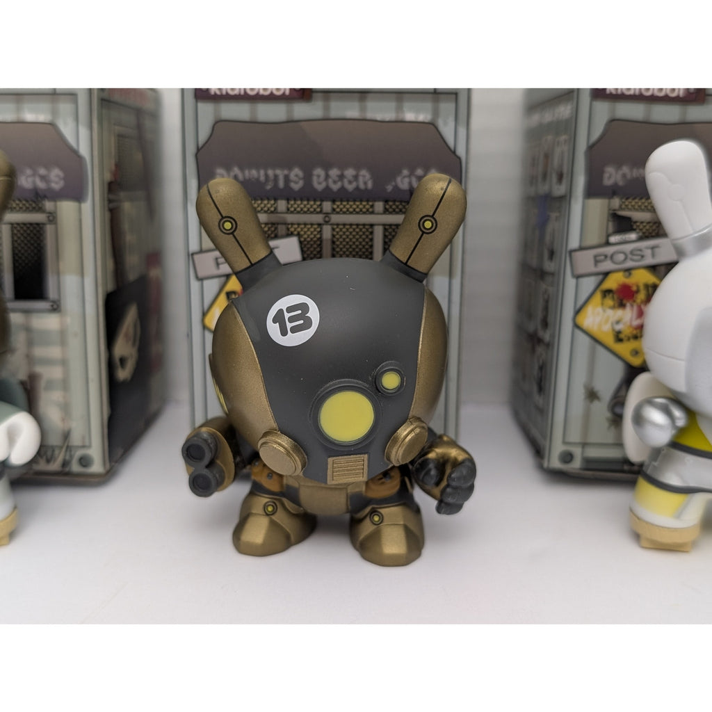 Kidrobot Post-Apocalypse  Dunny Collection - Huck Gee Mecha & Skull Designs