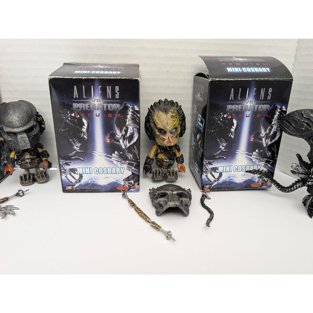 Hot Toys Aliens vs. Predator Requiem Mini Cosbaby Figure Lot 2008 Rare