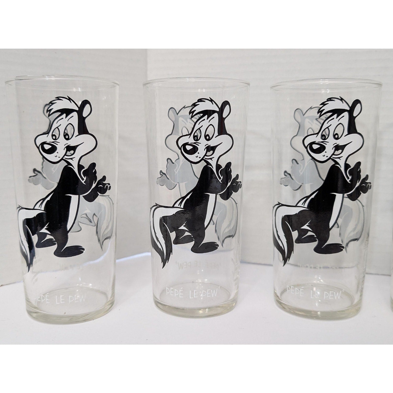 Set of 6 Vintage 1973 Pepsi Collector Series Pepe Le Pew Glass Set Looney Tunes Warner Bros