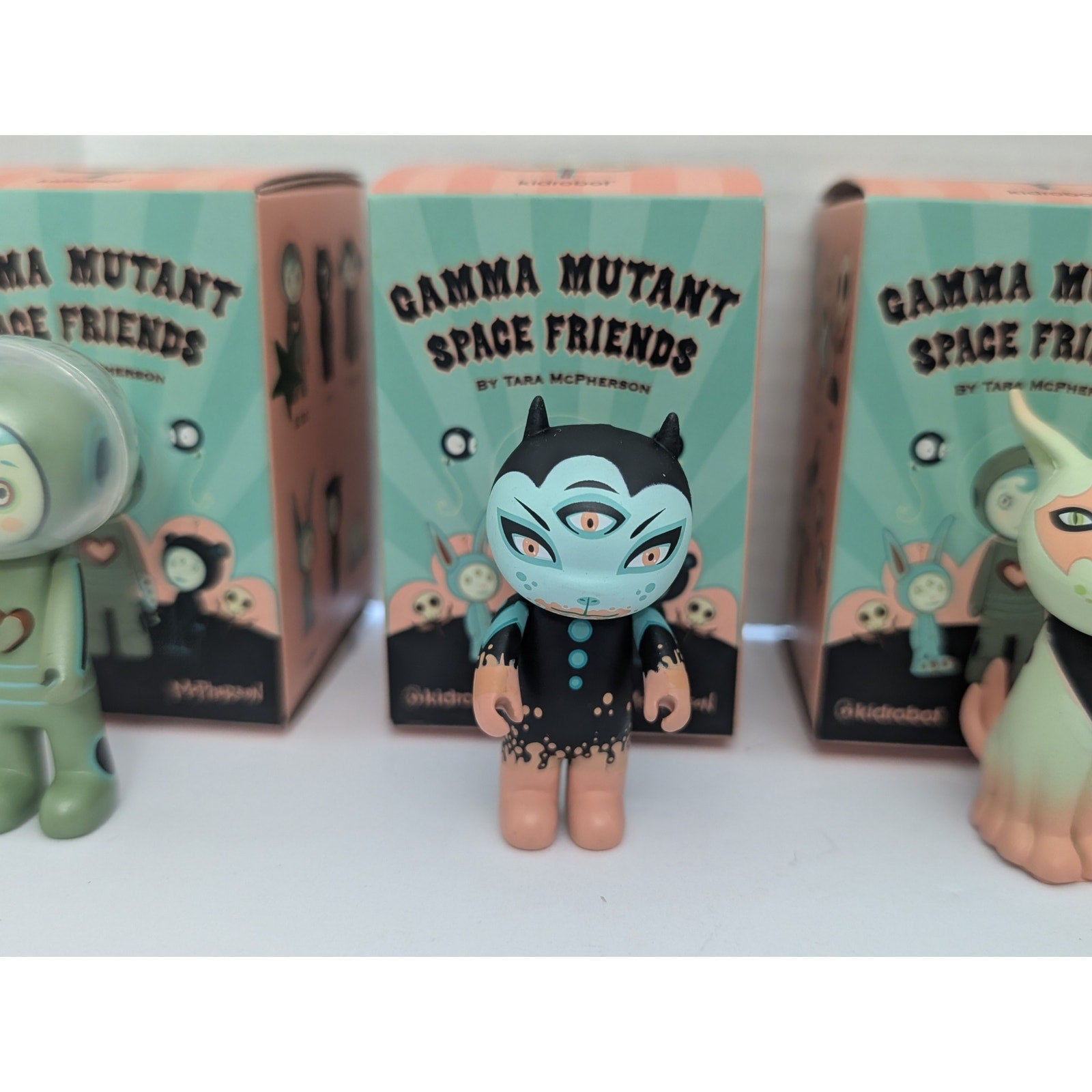 Kidrobot Tara McPherson Gamma Mutant Space Friends Lot of 6 Vinyl Figures with Boxes