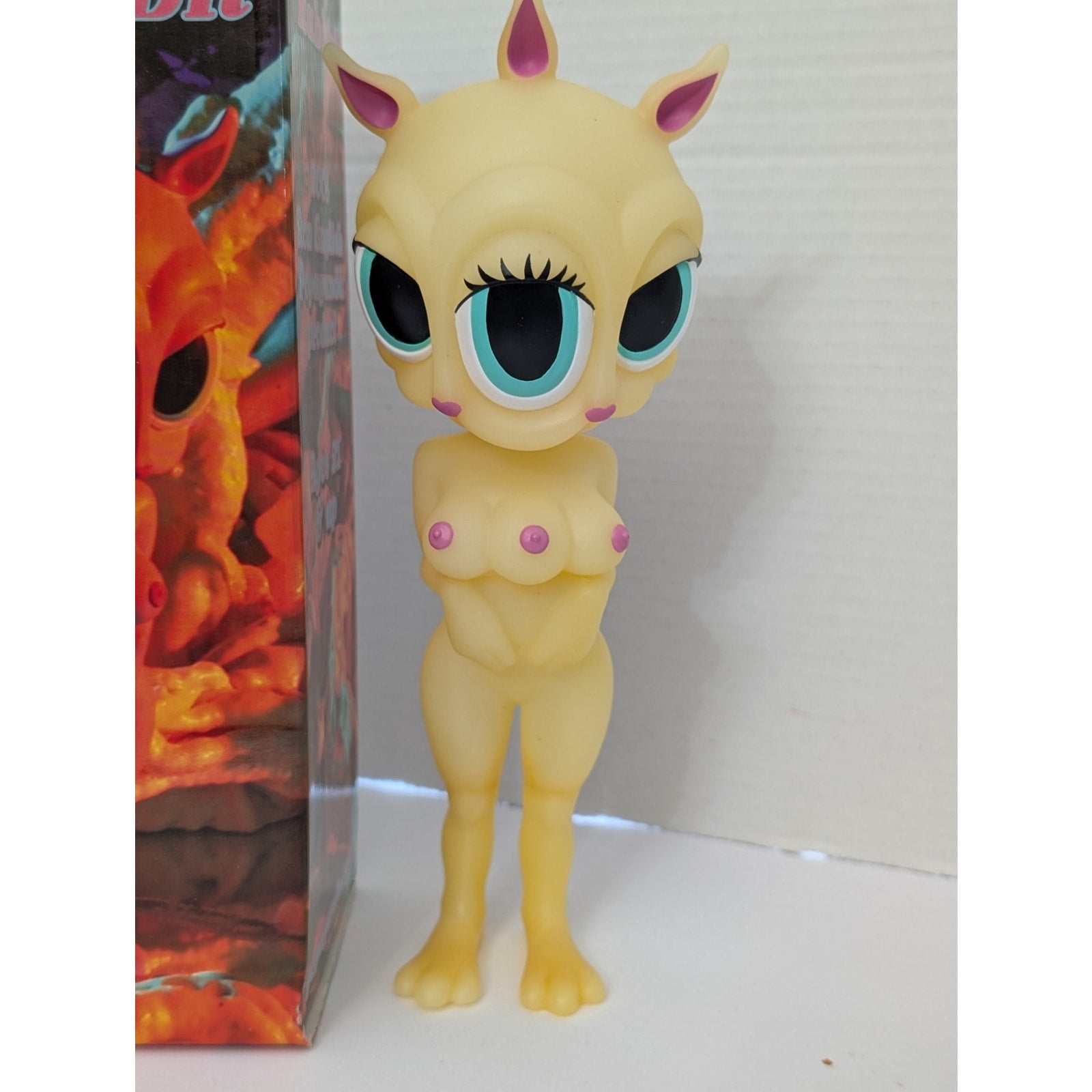 Ron English Popaganda Bunnny Rabbbit Ghost Edition Glow in the Dark Vinyl Figure 2008