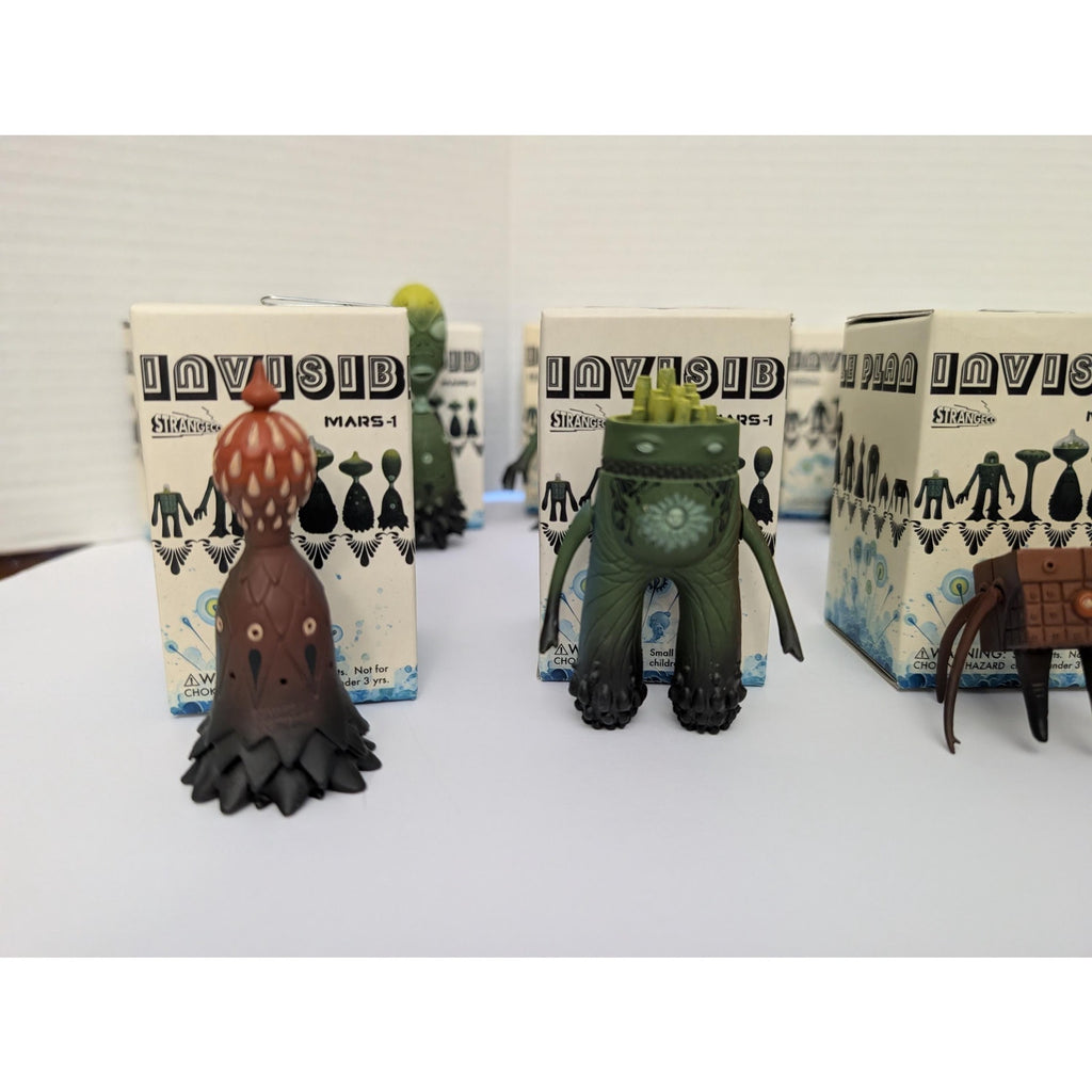 Huge MARS-1 "Invisible Plan" Alien Lot - 20 Figures & Original Boxes - StrangeCo (2006)