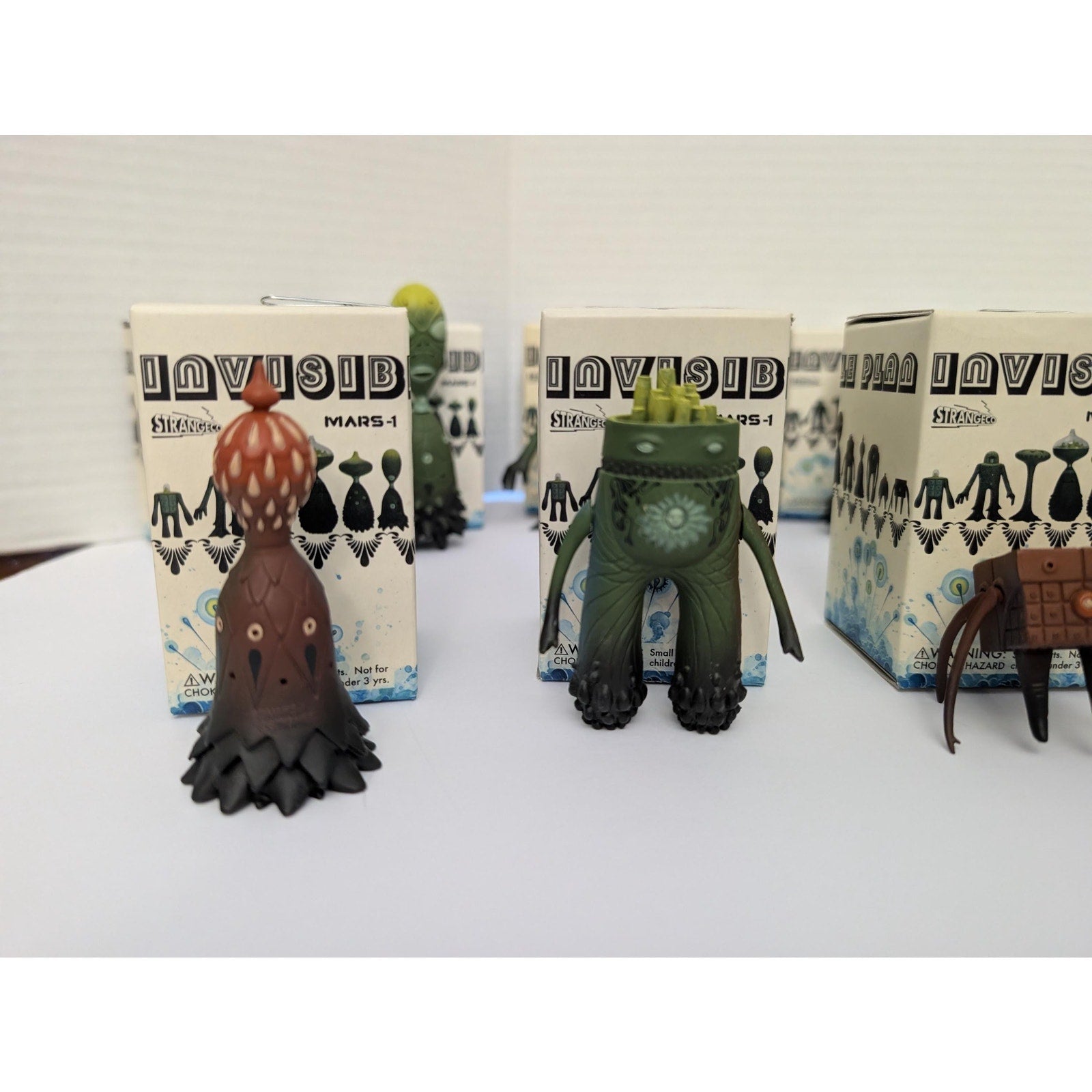 Huge MARS-1 "Invisible Plan" Alien Lot - 20 Figures & Original Boxes - StrangeCo (2006)