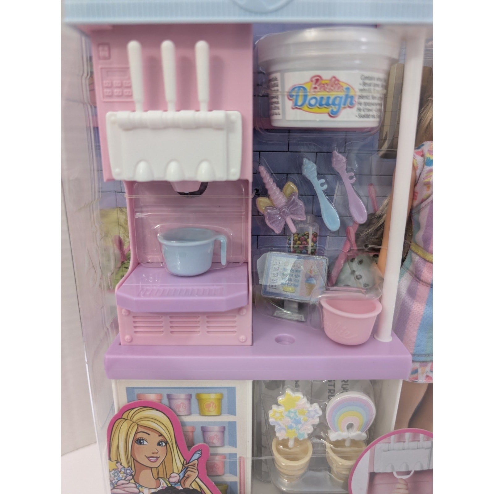 2021 Barbie You Can Be Anything Ice Cream Shop Playset Barbie Doll New