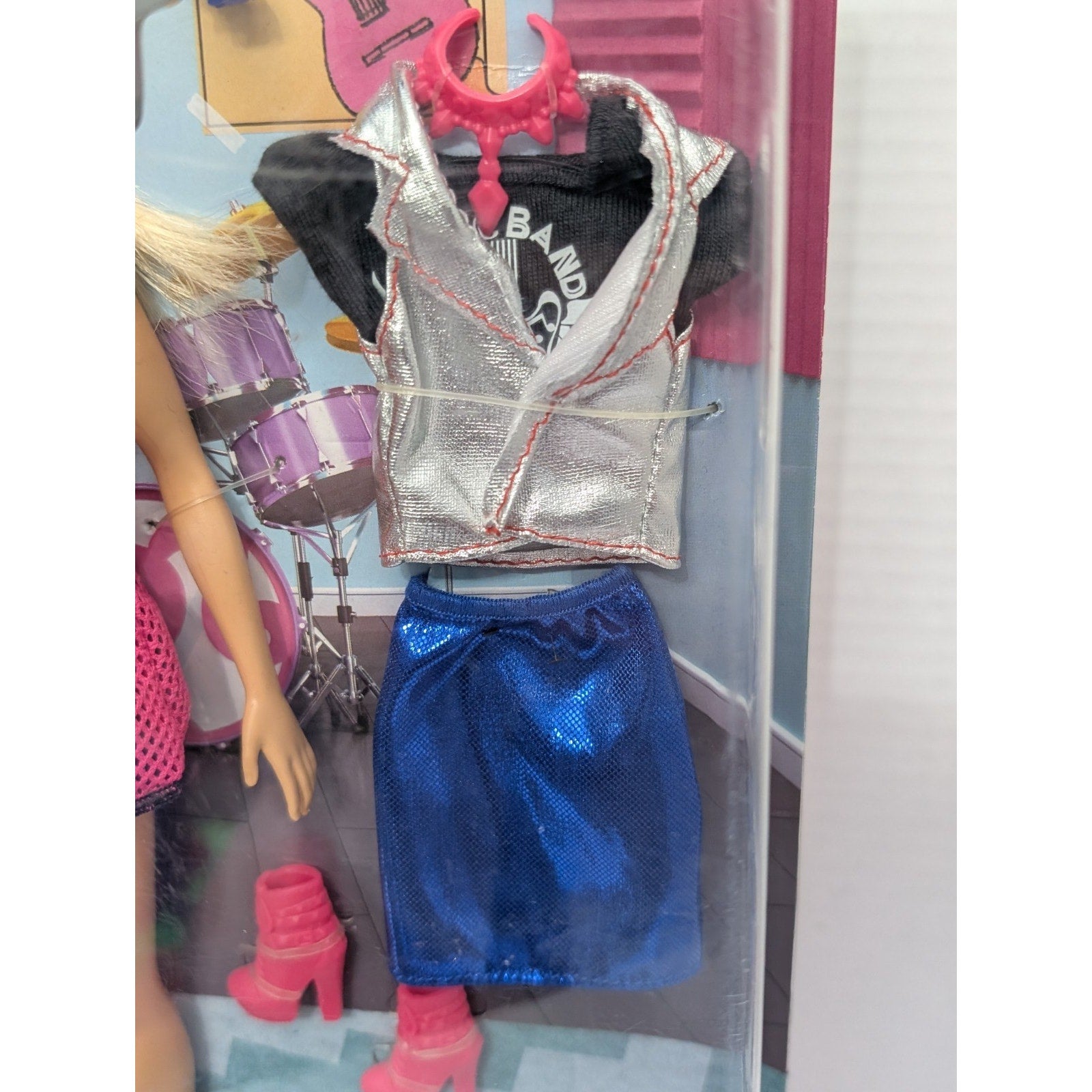 2018 Barbie Musician Rockstar Guitar Doll Blonde You Can Be Anything Career New