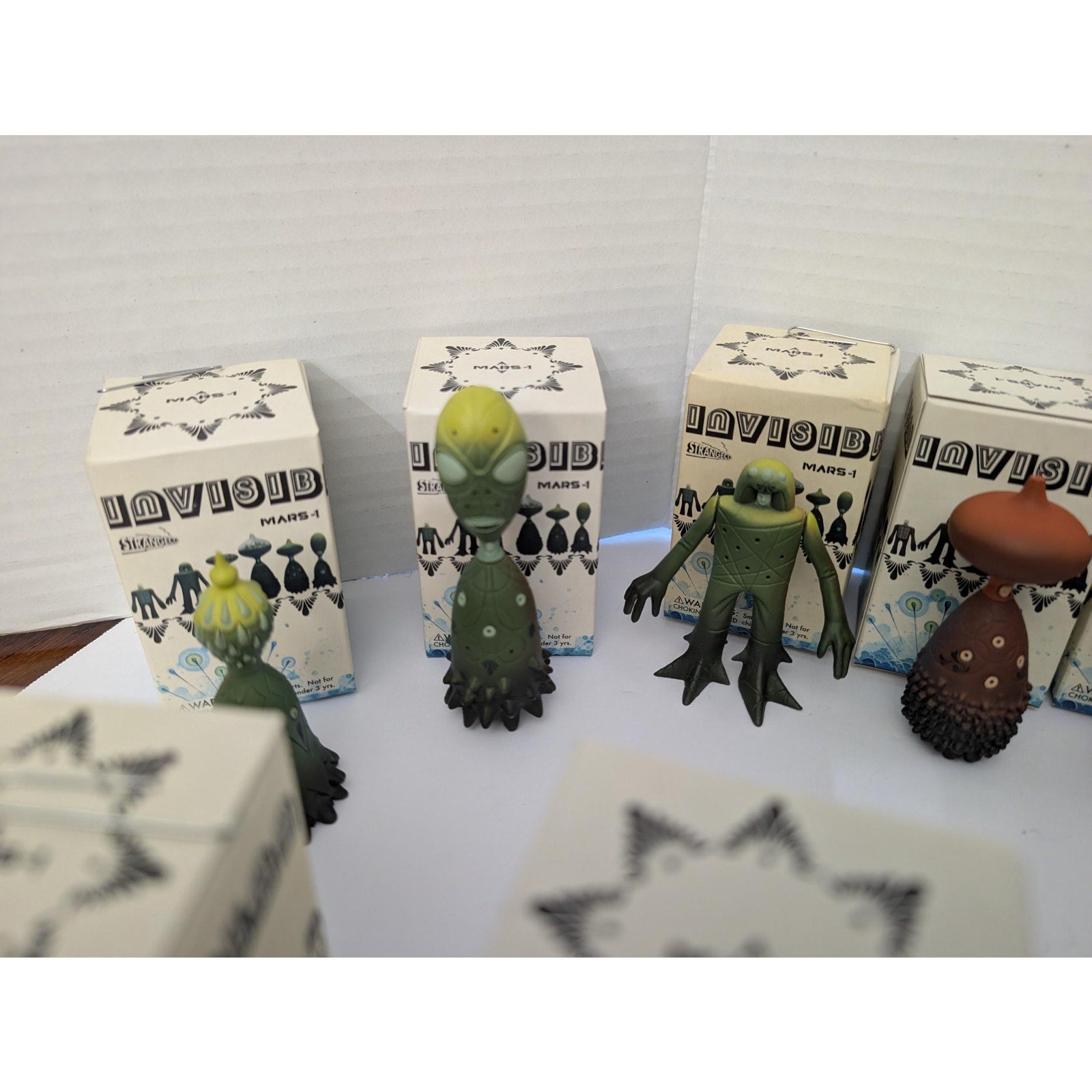 Huge MARS-1 "Invisible Plan" Alien Lot - 20 Figures & Original Boxes - StrangeCo (2006)