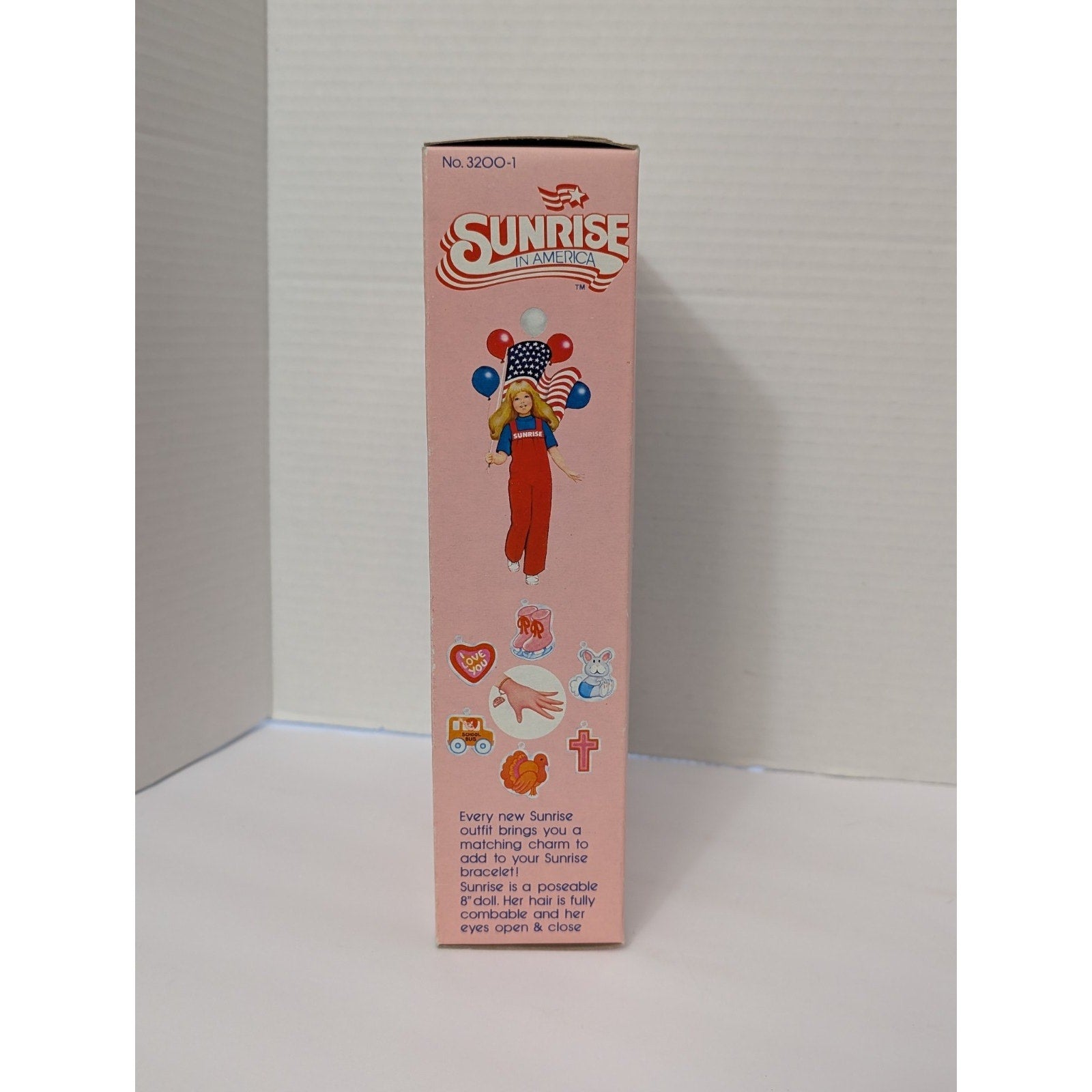 Vintage 1982 Sunrise in America Brunette Doll Gatabox Ltd New in Box Patriotic