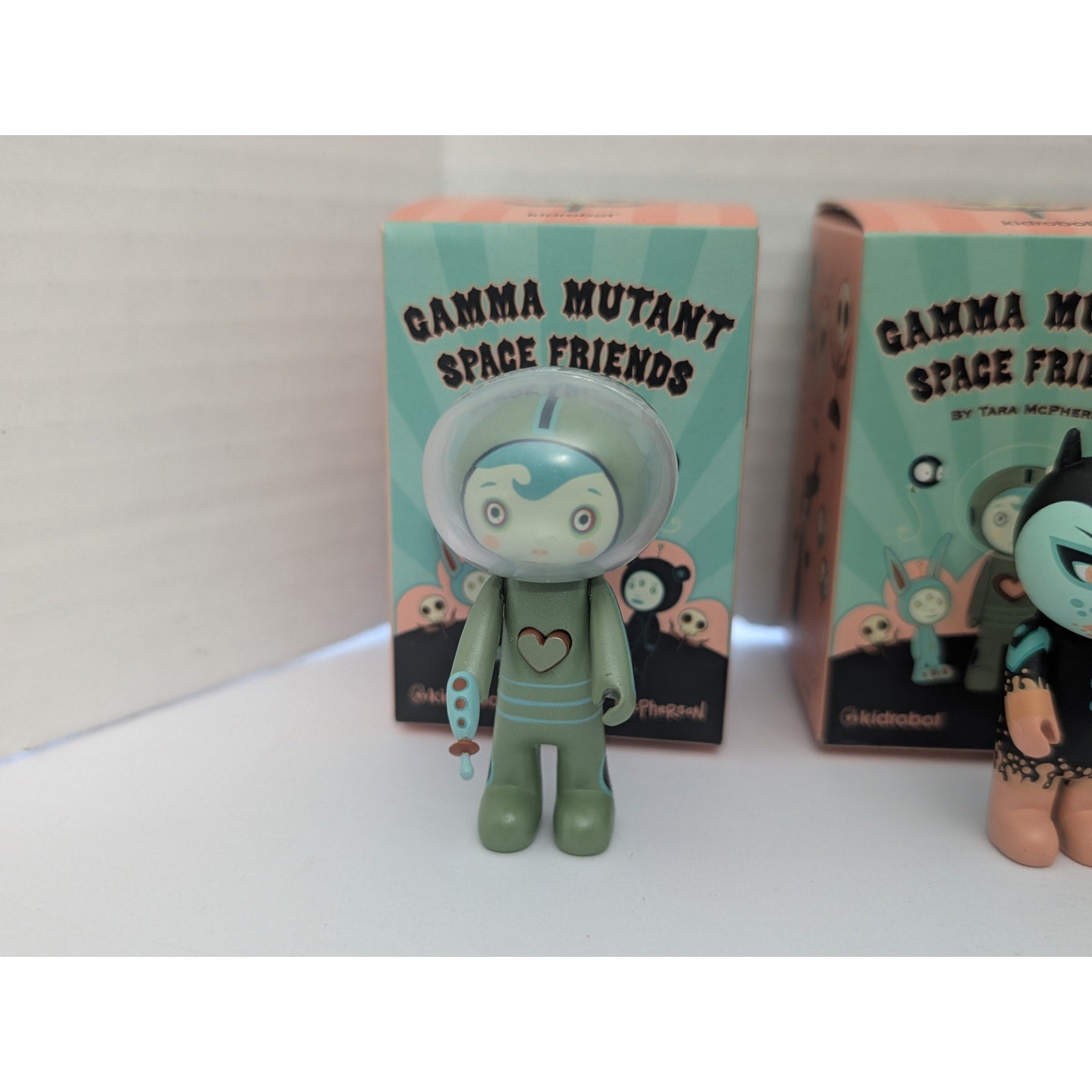 Kidrobot Tara McPherson Gamma Mutant Space Friends Lot of 6 Vinyl Figures with Boxes
