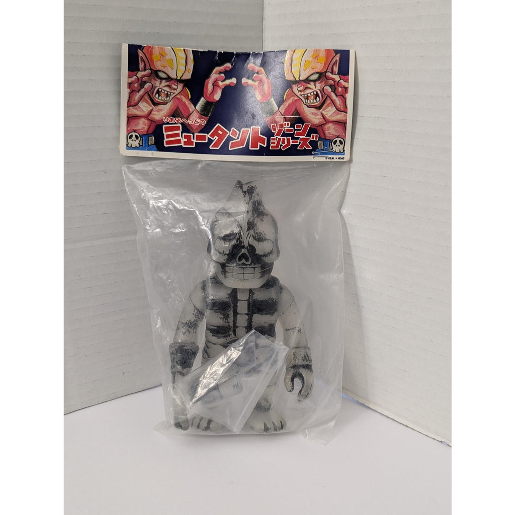 Real Head Honeborg White Mutant Chaosman Series Sofubi Vinyl Japan Figure