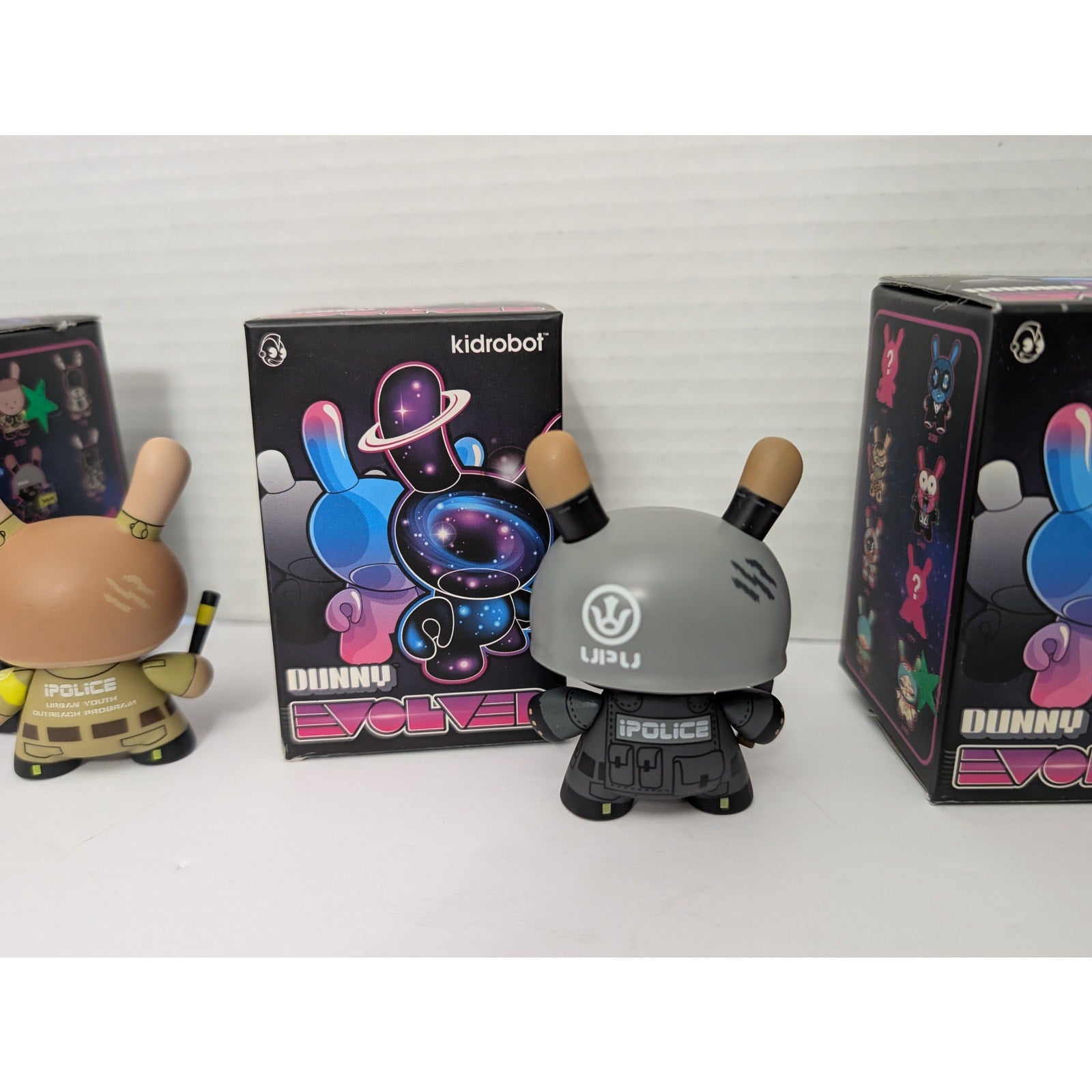 Kidrobot Dunny Evolved Huck Gee "iPolice" Riot & Search Vinyl Figure Lot 2013